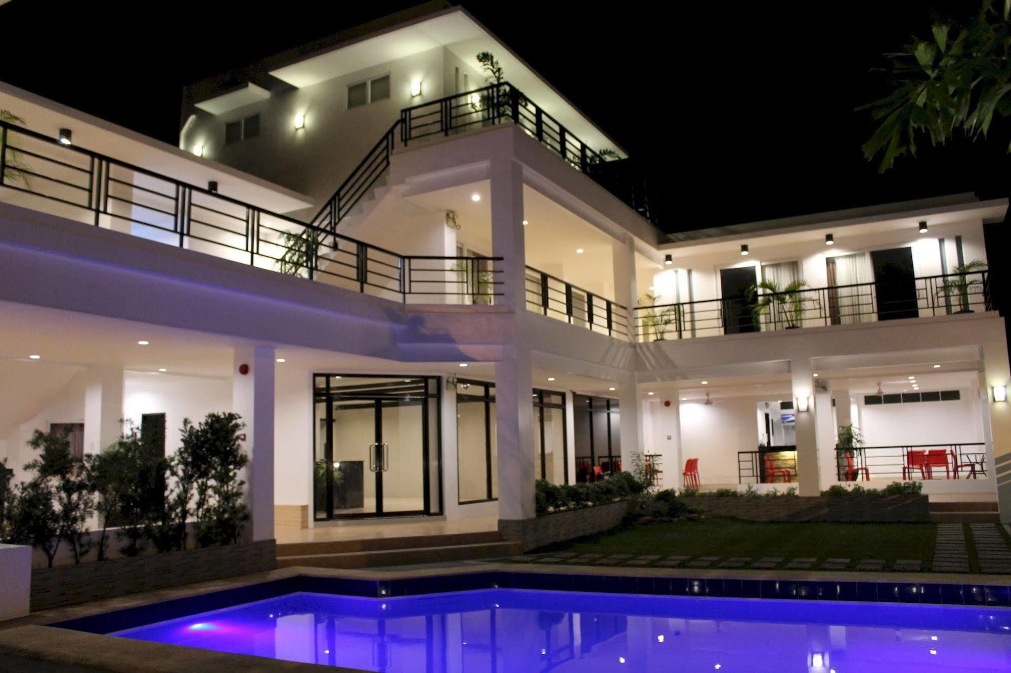 Be-Ing Suites Davao Ngoại thất bức ảnh