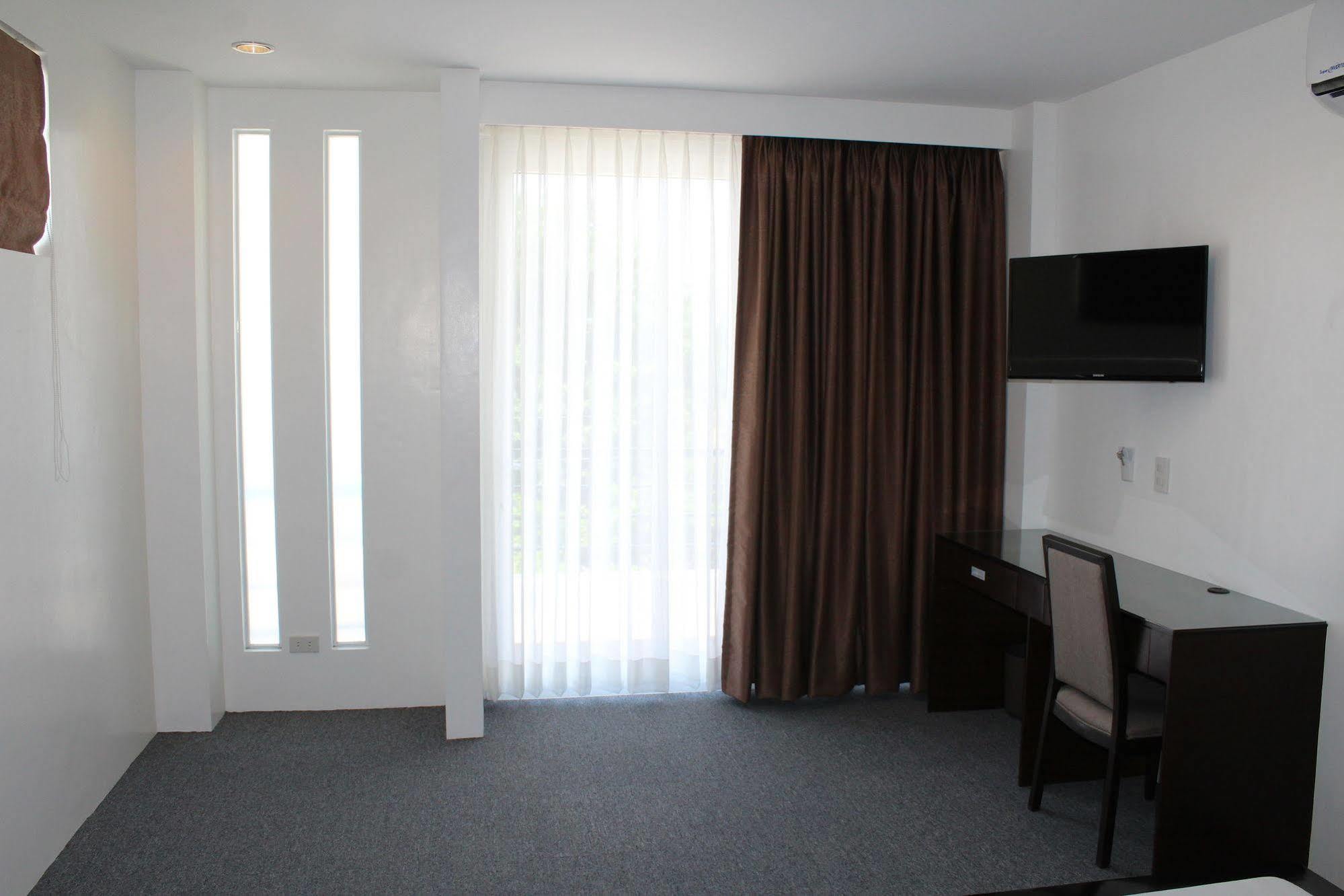 Be-Ing Suites Davao Ngoại thất bức ảnh